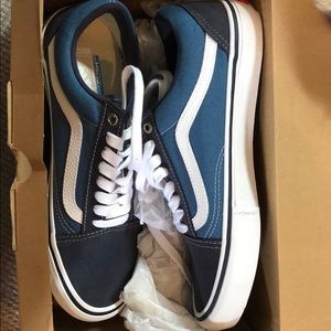 Old Skool Pro Navy and White Vans
